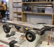 Neues Fahrgestell-Konzept für Auflieger und Hänger von Tönsfeldt Modellbau-Vertrieb und Der-RC-Bruder